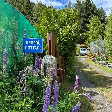 Kereru Cottage, Cosy Log Cabin, Serene Lake & Mountain Views كوينستاون المظهر الخارجي الصورة